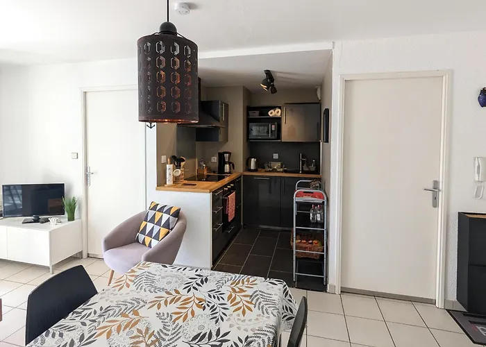 Centre : T2 Avec Loggia, Parking Securise Et Proche - Fr-1-420-61 Апартаменти Аркашон